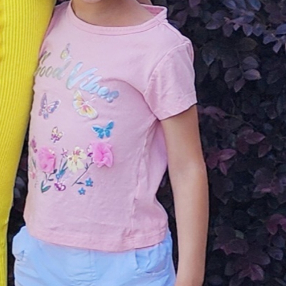 Just 2 Cute short sleeve top 4T